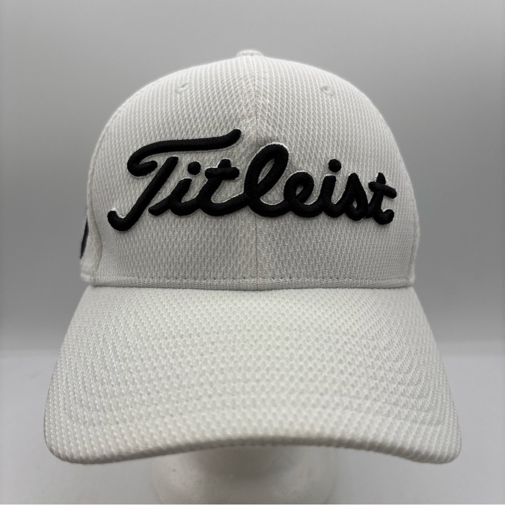Titleist Pro V1 FJ FootJoy Golf Mesh‎ White Large/X-Large Fitted Performance Hat